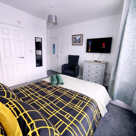 House Share With Few Ensuite Rooms Near Southmead Bristol Eksteriør bilde