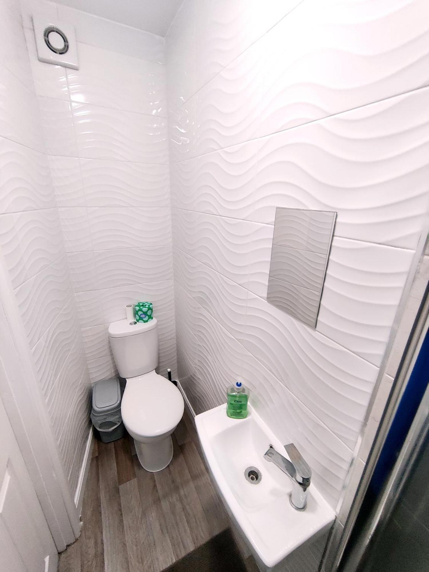 House Share With Few Ensuite Rooms Near Southmead Bristol Eksteriør bilde