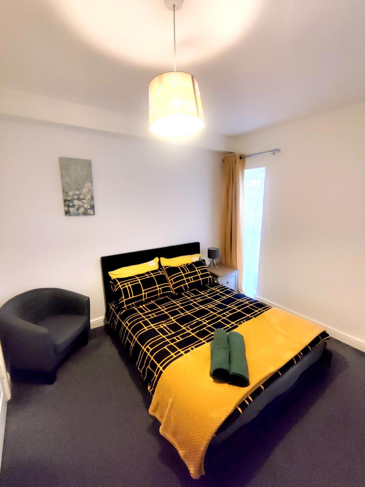 House Share With Few Ensuite Rooms Near Southmead Bristol Eksteriør bilde