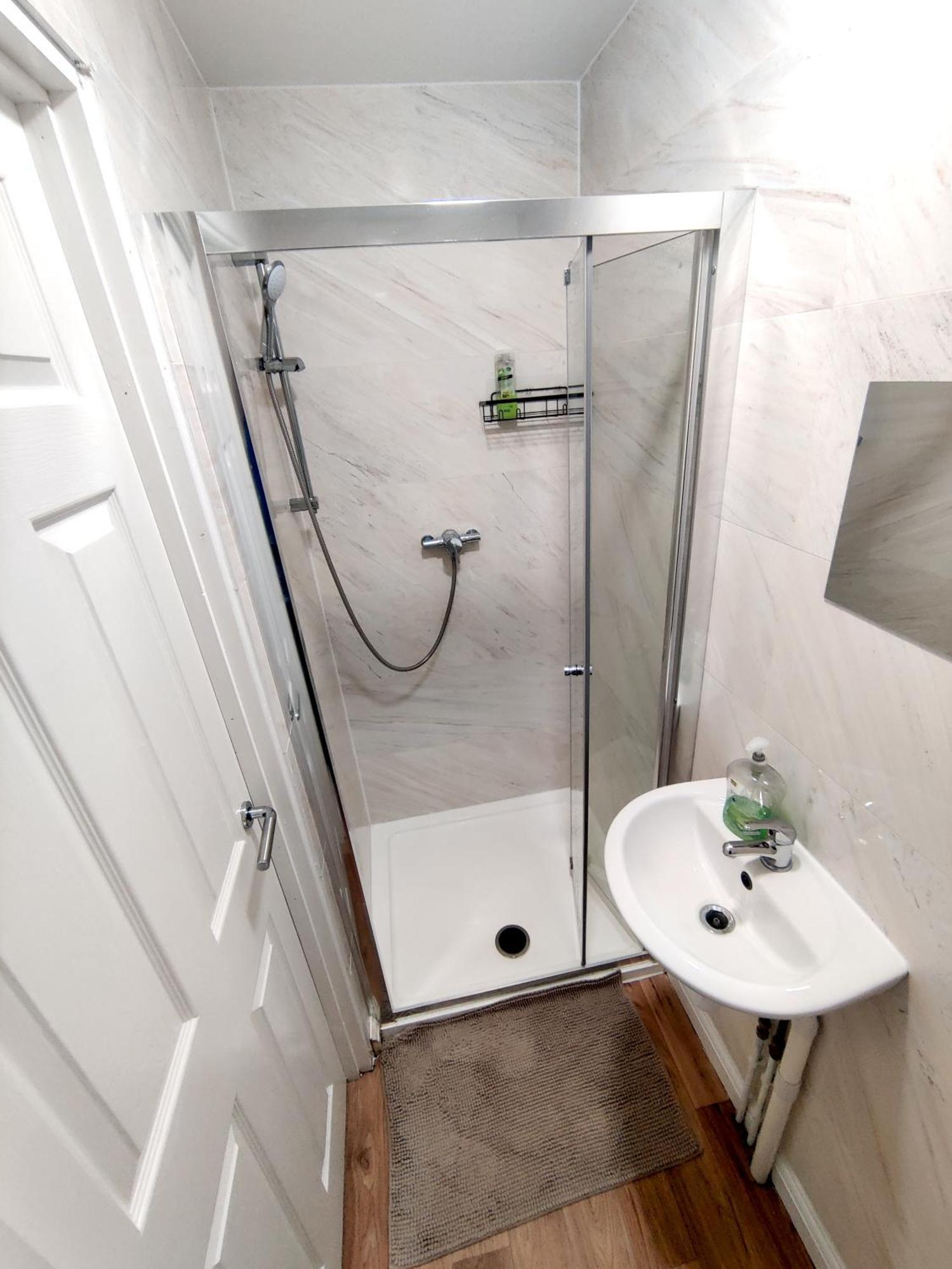 House Share With Few Ensuite Rooms Near Southmead Bristol Eksteriør bilde