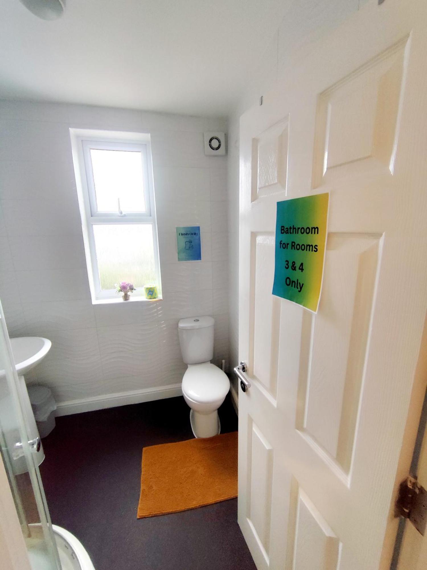 House Share With Few Ensuite Rooms Near Southmead Bristol Eksteriør bilde